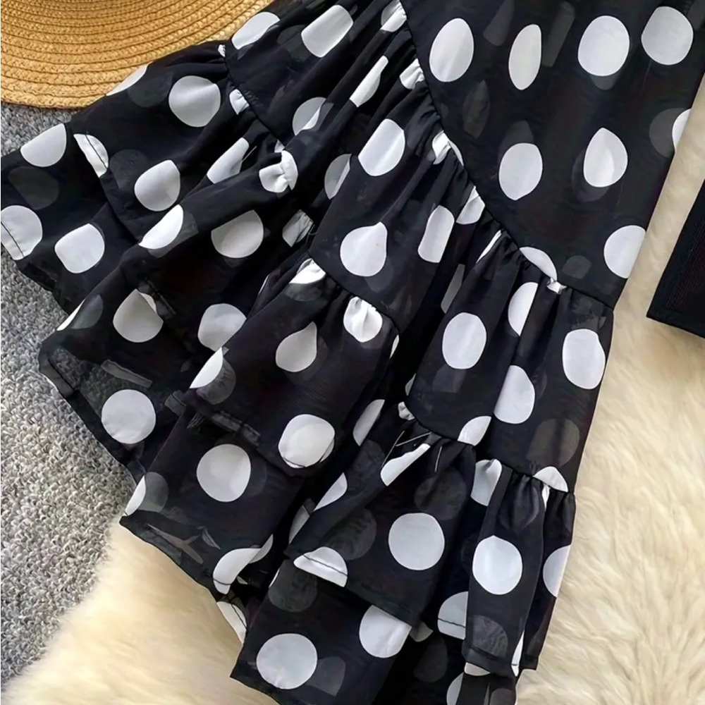 Elegant Black and White Polka Dot Blouse with Flare Sleeves - Picture 6 of 6